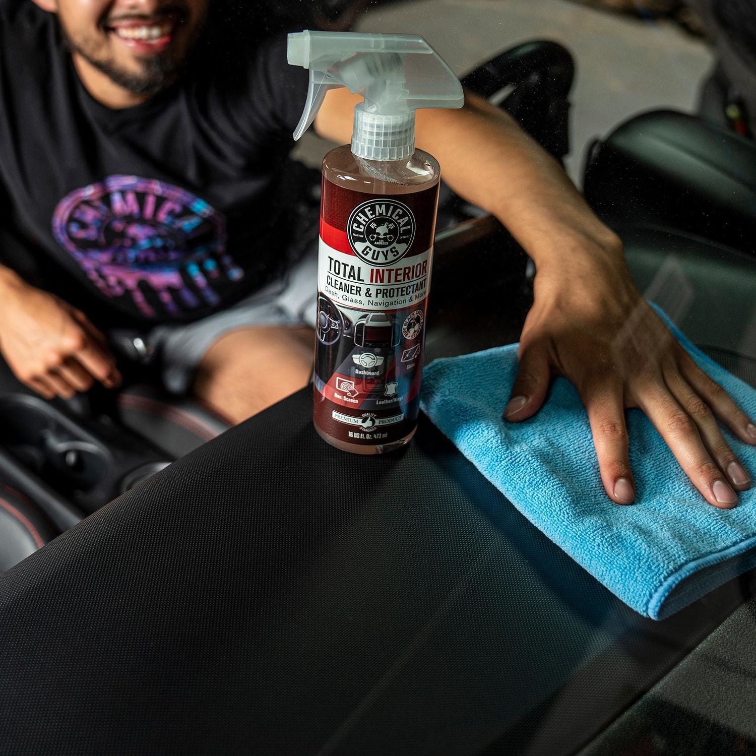 Chemical Guys Total Interior Cleaner and Protectant with Black Cherry Scent 16oz